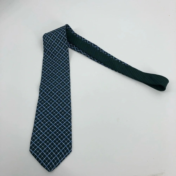 Tommy Hilfiger preppy plaid silk tie like new - Picture 2 of 4